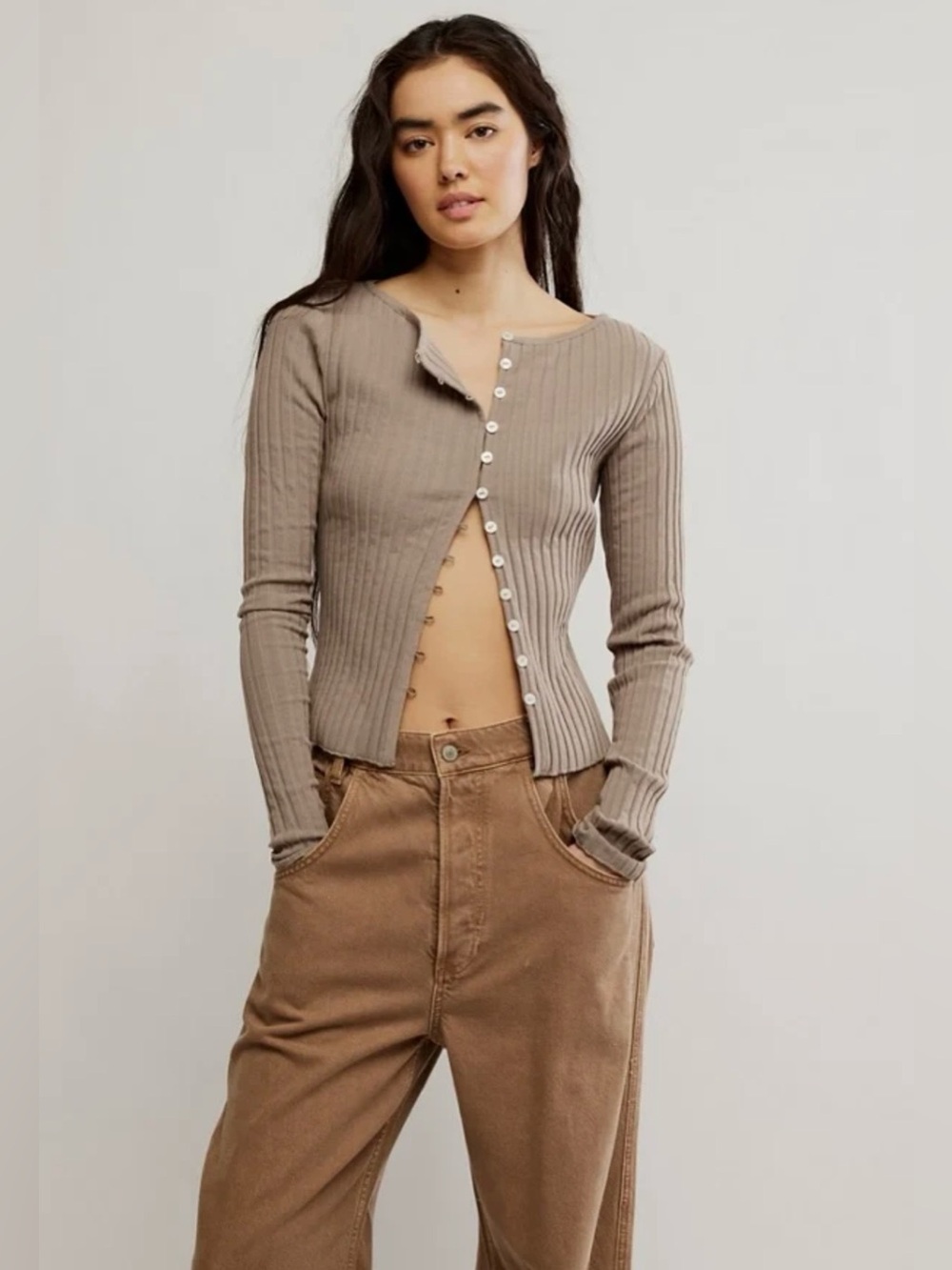 Free People Tilly.
Long Sleeve Cardi in a taupe